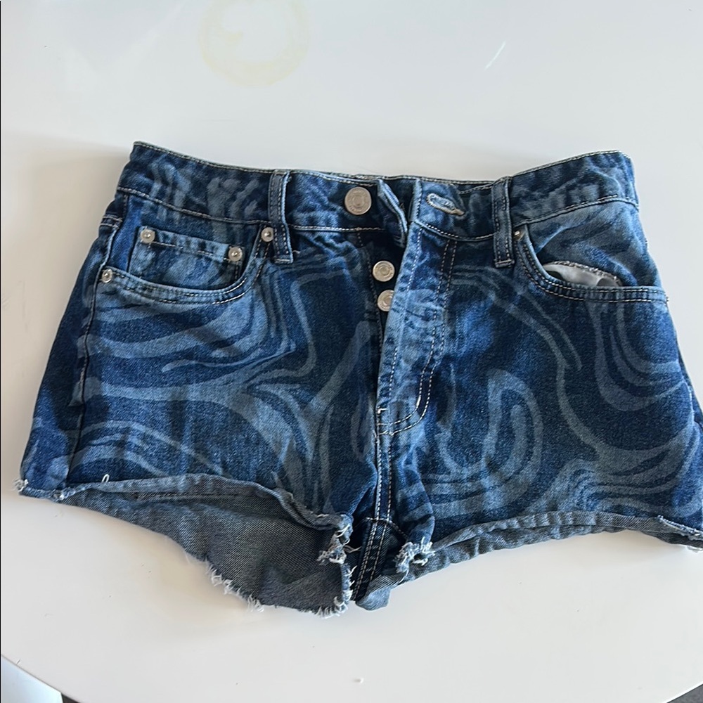 Stylish Blue Denim Women's Shorts